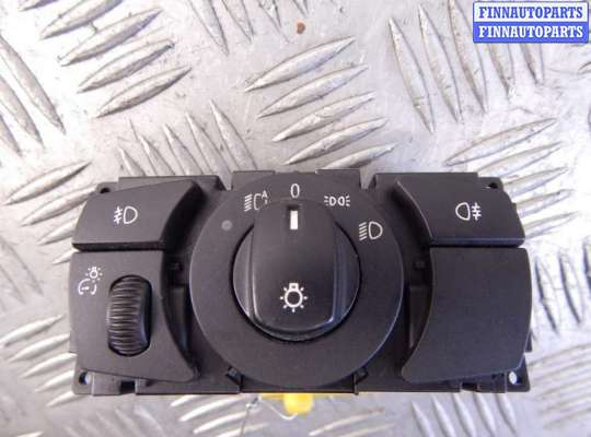Переключатель кнопочный BM2358110 на BMW 5-series (E60/61)