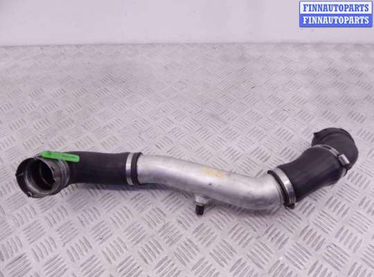 Патрубок двигателя BM3234026 на BMW 7-series (E65/66)