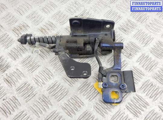 купить Петля крышки багажника на BMW 3-series (E46)