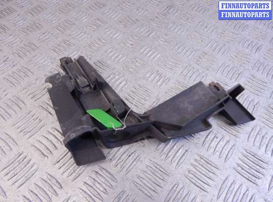 Кронштейн пластмассовый BM3206197 на BMW 3-series (E46)
