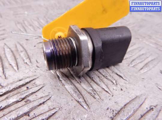 купить Датчик давления топлива на BMW 5-series (E60/61)