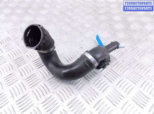Патрубок двигателя BM3212658 на BMW 3-series (E90/91/92)