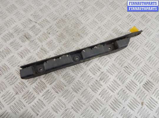 Кронштейн пластмассовый BM3236462 на BMW X3-series (E83)