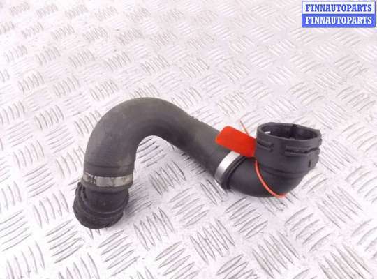 Патрубок двигателя BM3212637 на BMW 3-series (E90/91/92)