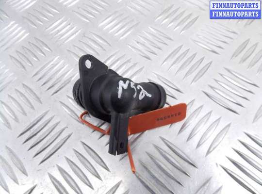 Патрубок двигателя BM3212628 на BMW 3-series (E90/91/92)