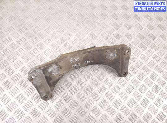 Кронштейн металлический BM3218578 на BMW 5-series (E39)