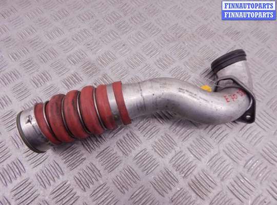 Патрубок двигателя BM3246354 на BMW X5-series (E70)