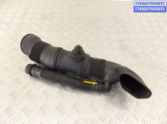 Патрубок двигателя BM3220465 на BMW 5-series (E39)