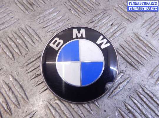 Автомобильная эмблема BM3211582 на BMW 3-series (E46)