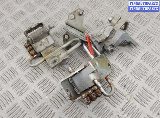 купить Петля двери на VOLKSWAGEN PASSAT 5+ (2000-2005)