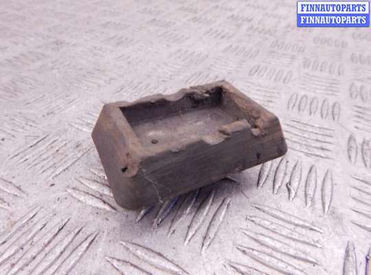 Поддомкратник пластмассовый BM3521894 на BMW 5-series (E39)