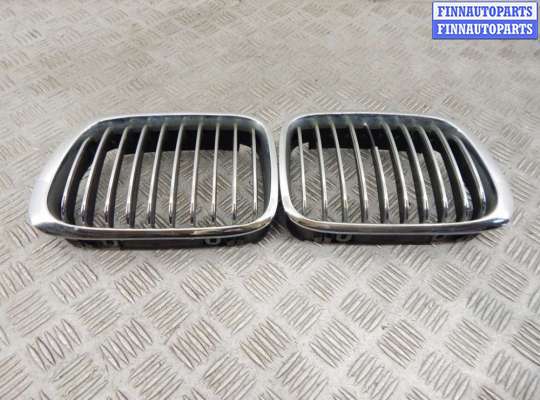 купить Решетка радиатора на BMW 3-series (E46)
