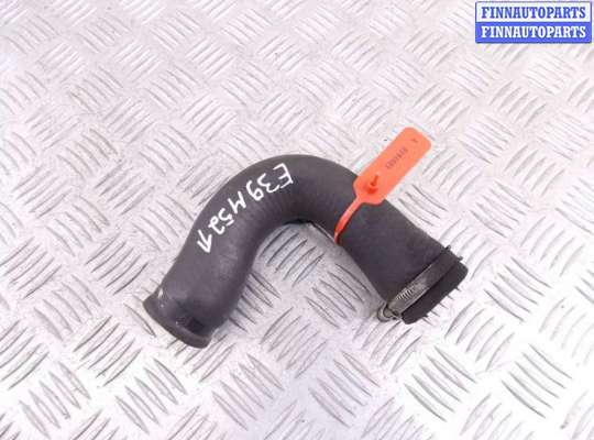 Патрубок двигателя BM3220573 на BMW 5-series (E39)
