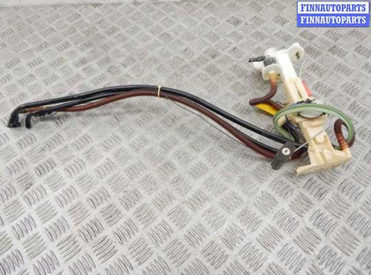 купить Датчик уровня топлива на BMW X5-series (E70)