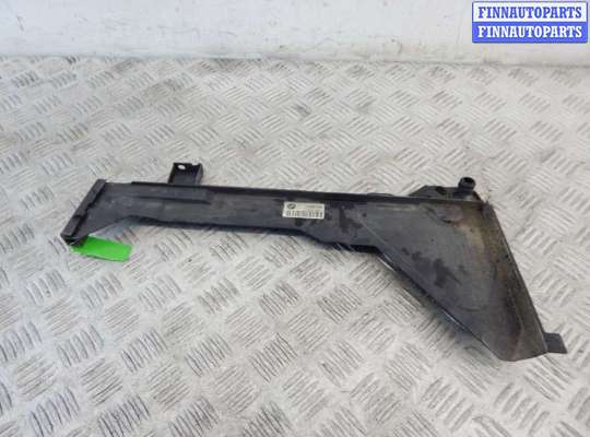 Кронштейн пластмассовый BM3206376 на BMW 3-series (E46)