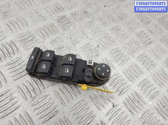 купить Переключатель кнопочный на BMW X5-series (E70)