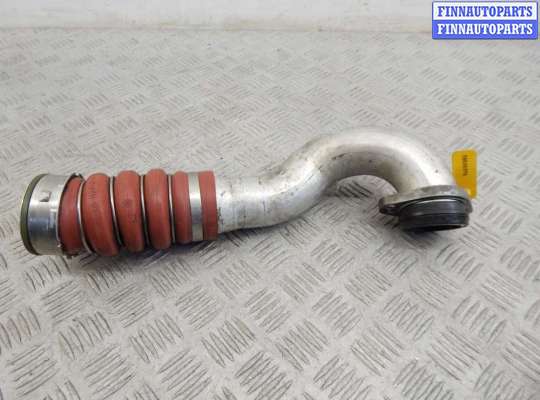 Патрубок двигателя BM3246328 на BMW X5-series (E70)