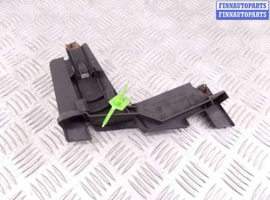 Кронштейн пластмассовый BM3206139 на BMW 3-series (E46)