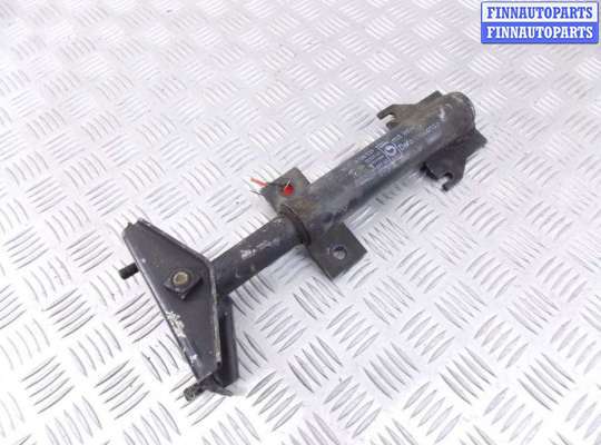 Кронштейн металлический BM3213962 на BMW 5-series (E34)