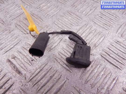 Форсунка омывателя лобового стекла BM3402266 на BMW 3-series (E46)