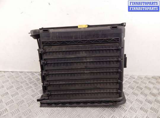 Диффузор радиатора BM3395677 на BMW 3-series (E46)