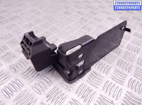 купить Рамка передняя (передняя монтажная панель) на BMW 3-series (E90/91/92)