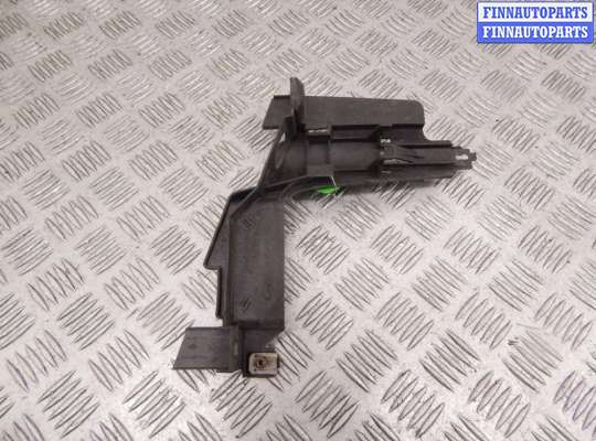 Кронштейн пластмассовый BM3206304 на BMW 3-series (E46)
