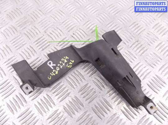 Кронштейн пластмассовый BM3206140 на BMW 3-series (E46)