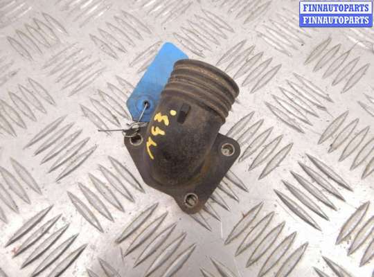 Патрубок двигателя BM3202037 на BMW 3-series (E36)