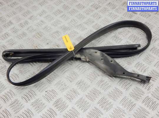 Уплотнитель двери на BMW 7 (F01/F02)