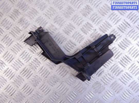 Кронштейн пластмассовый BM3206124 на BMW 3-series (E46)