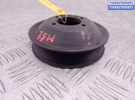 Шкив помпы BM3425215 на BMW 7-series (E38)