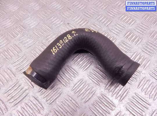 Патрубок двигателя BM3220556 на BMW 5-series (E39)