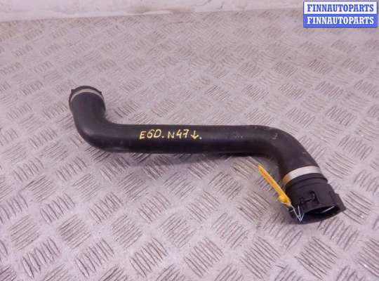 Патрубок двигателя BM3228604 на BMW 5-series (E60/61)