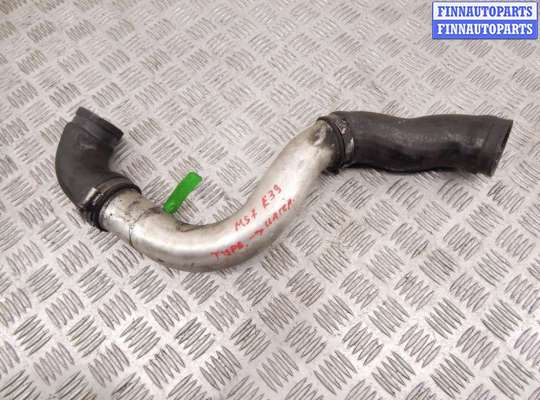 Патрубок двигателя BM3220672 на BMW 5-series (E39)