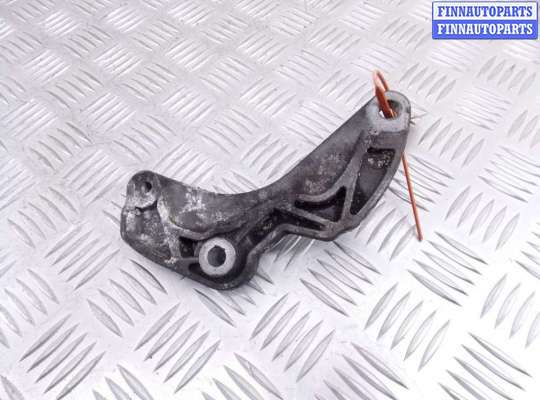 Кронштейн металлический BM3218332 на BMW 5-series (E39)