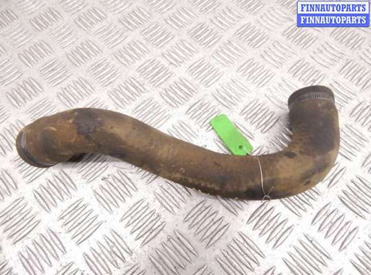 Патрубок двигателя BM3393248 на BMW 3-series (E36)