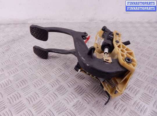 Педальный мост BM3228649 на BMW 5-series (E60/61)