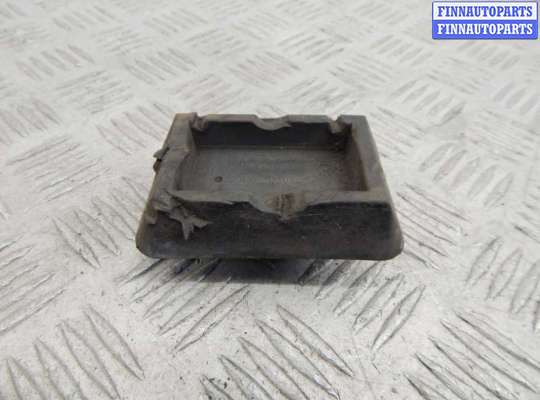 Поддомкратник пластмассовый BM3221474 на BMW 5-series (E39)