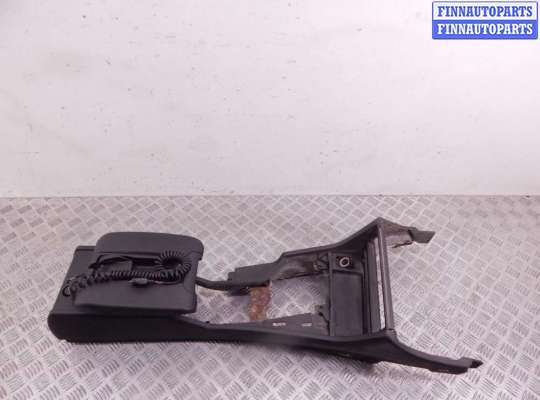 Подлокотник на BMW 5 (E39)