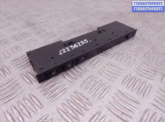 Переключатель кнопочный BM3232172 на BMW 7-series (E38)