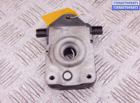 купить Замок капота на BMW 5-series (E39)