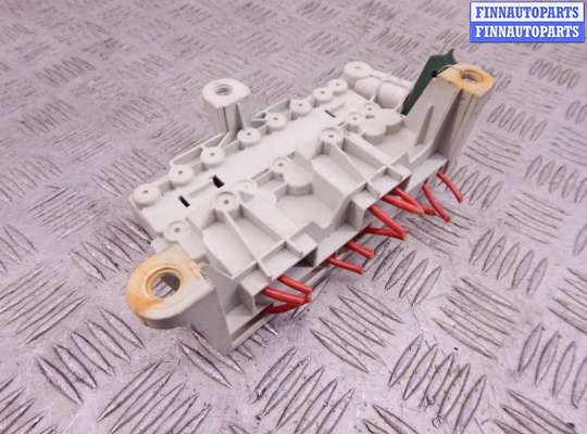 купить Блок предохранителей на BMW 5-series (E39)