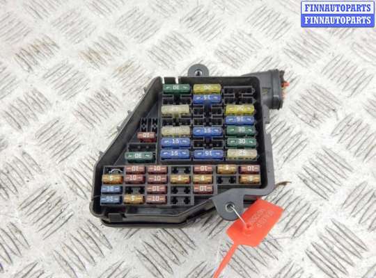 купить Блок предохранителей на VOLKSWAGEN PASSAT 5+ (2000-2005)