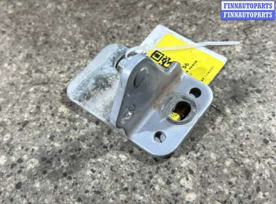 купить петля двери передней левой на AUDI A6 4B/C5