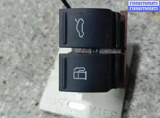 купить Кнопка открытия багажника на VOLKSWAGEN PASSAT B6