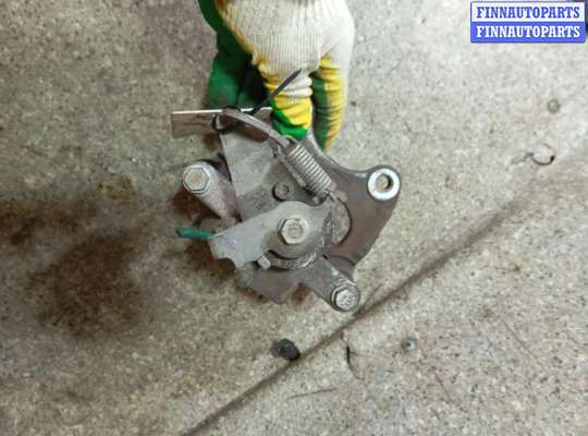 купить Суппорт задний левый на RENAULT Megane 2