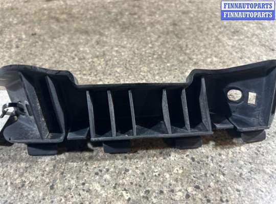 Кронштейн бампера на Kia Ceed I (ED)