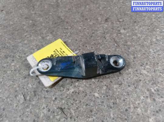Петля двери задней левой MB1372682 на Mercedes E W210