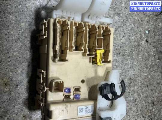 Блок предохранителей TT972128 на TOYOTA Auris 2